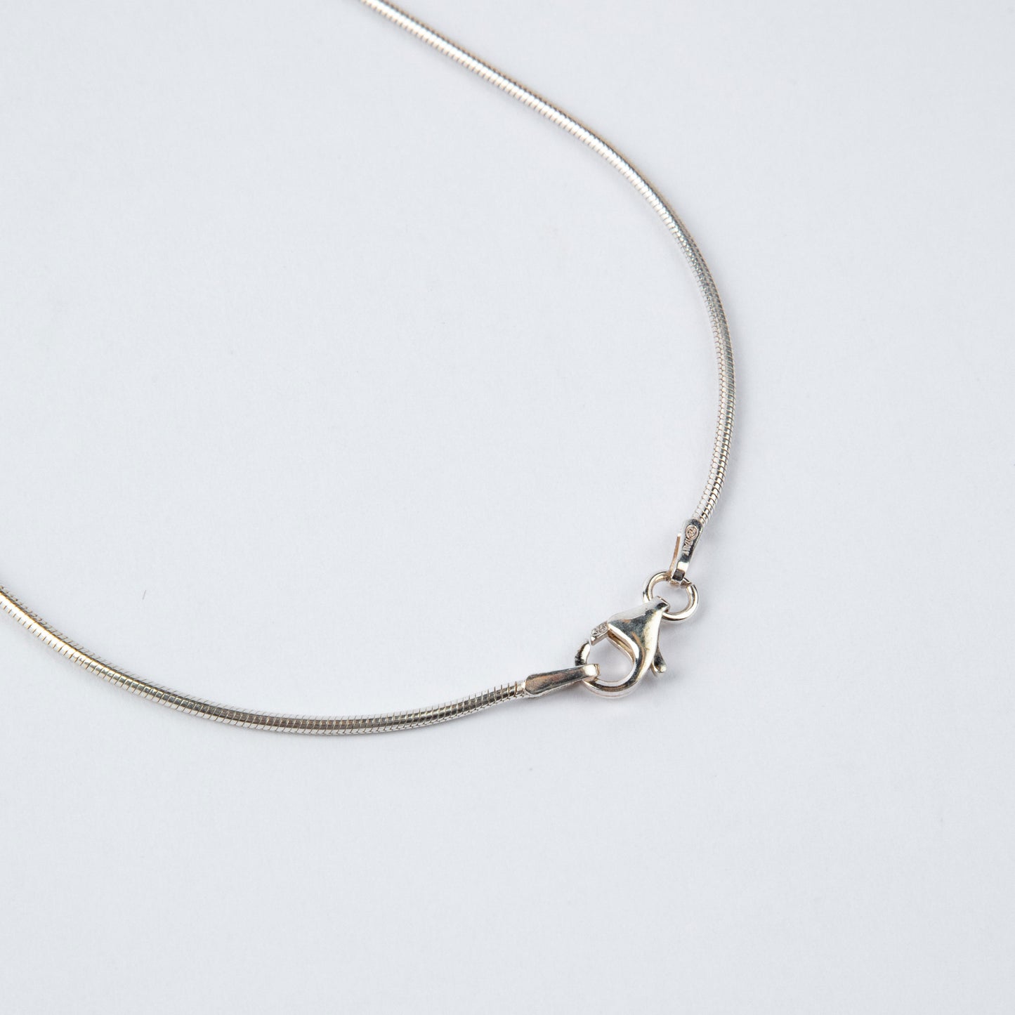 ORNATE FRAME WATTLE NECKLACE