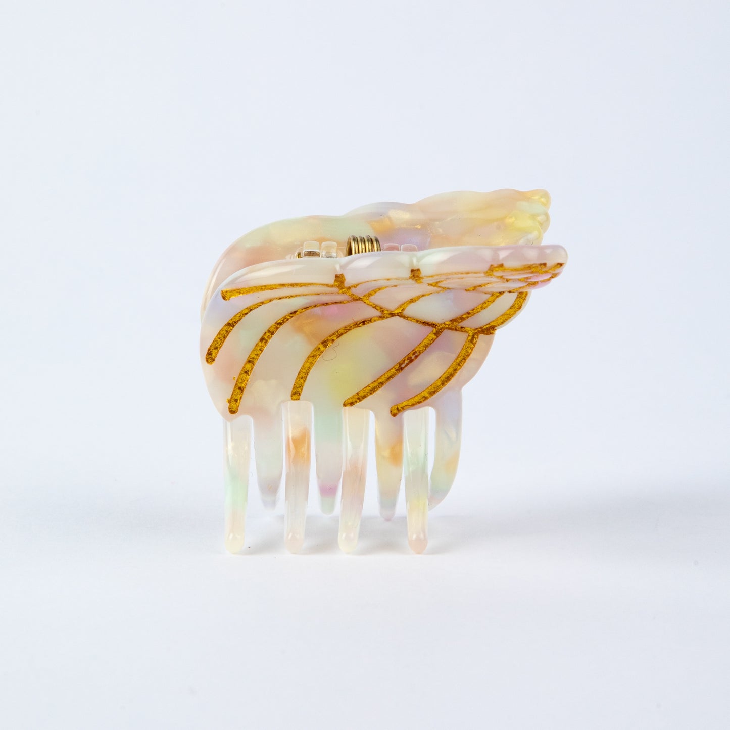 SHELL HAIR CLAW