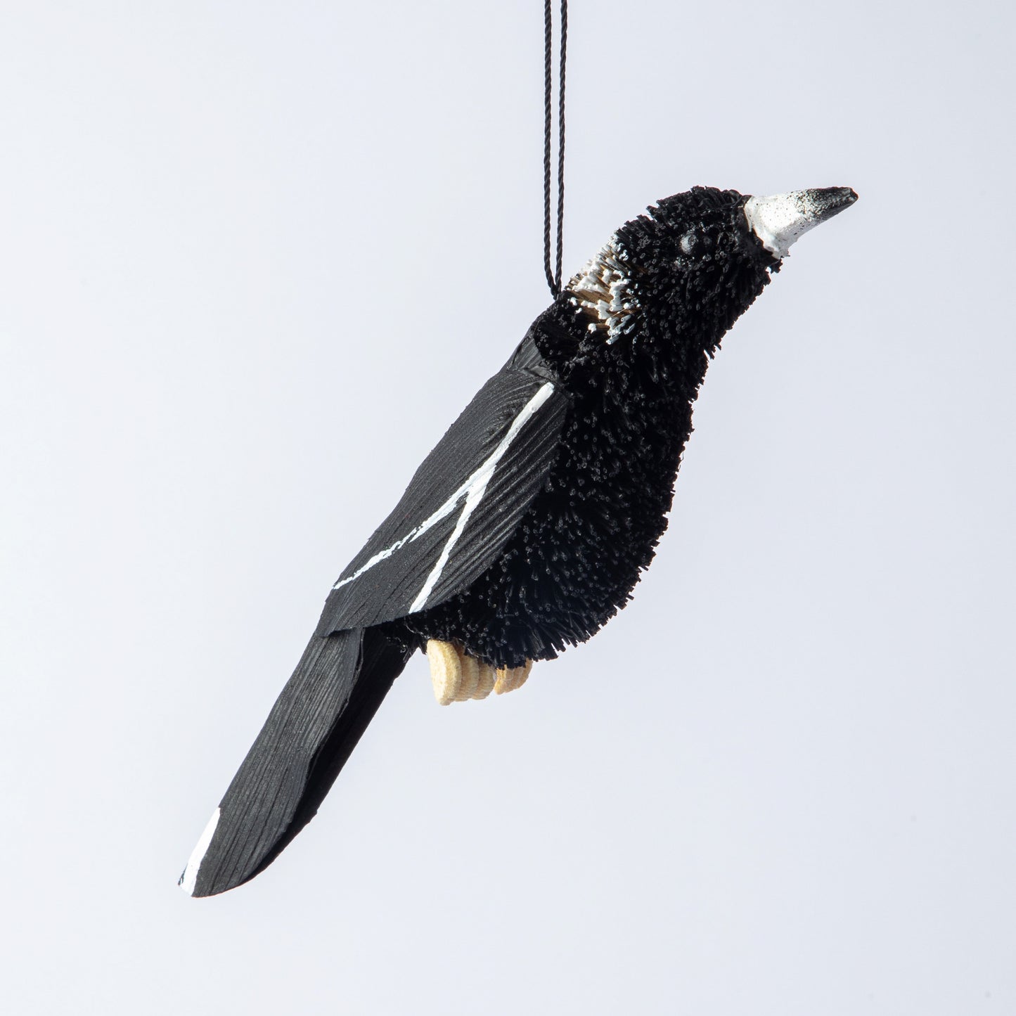 MAGPIE HANGING ORNAMENT