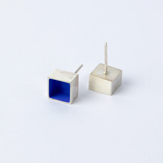 DEEPEST BLUE CUBE STUD EARRINGS